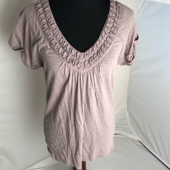 LOFT Tops - LOFT taupe detailed v-neck short sleeve t-shirt M